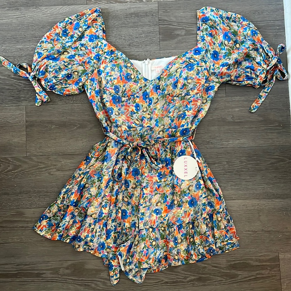 Luxxel Floral Short Sleeve V-Neck Romper in Blue & Orange